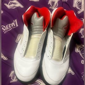 Jordan 5 fire red